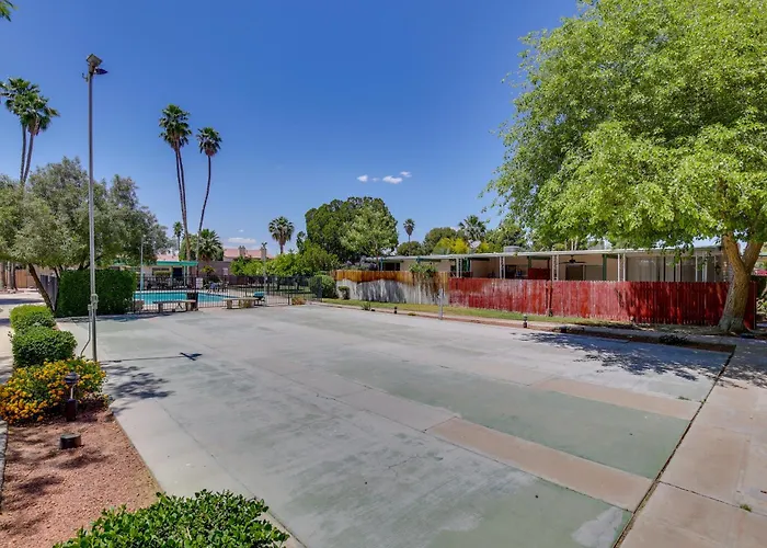 Holiday home Centrally Located Retreat W/ Fenced Patio *