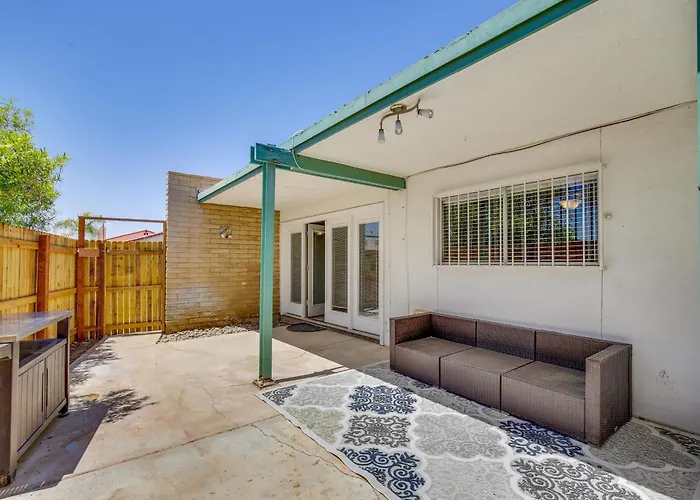 Holiday home Centrally Located Retreat W/ Fenced Patio